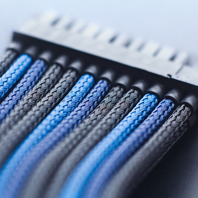 O ANIMAL DE ESTIMAÇÃO PA6 PA66 PPS automotivo trançou a cor personalizada Sleeving